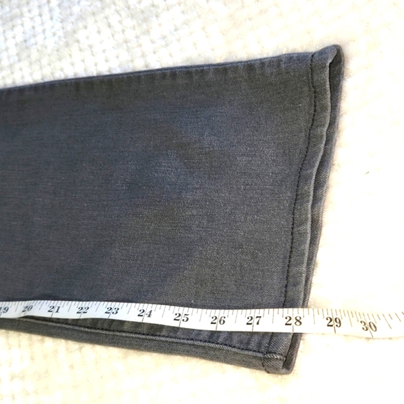 CHICOS NYDJ WOMENS JEANS SIZE 14  STRAIGHT LIFT X TUCK TECHNOLOGY MAKE AN OFFER! - Picture 12 of 16